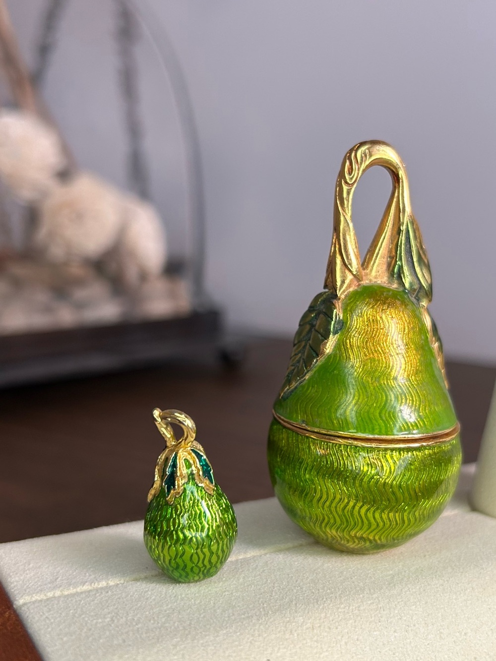 Edgar Berebi Pear Enamel Trinket Box w/ Matching Pear Charm Retired Collectible